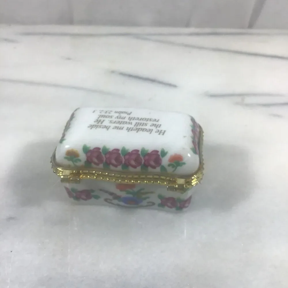 Imperial Porcelain Square Hinged Trinket Box Psalm 23:2,3 Roses Bible Verse